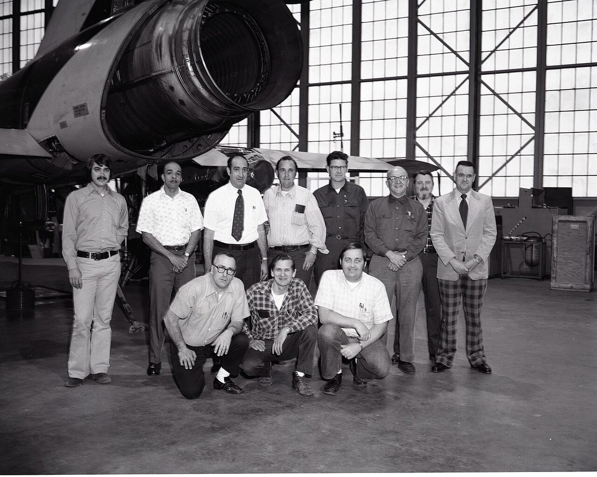 An aircraft mechanics class in the United States, in a photograph from the US National Archives.